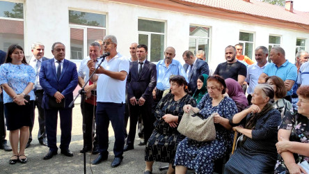 RİH başçısının Köhnə Xudat kəndində vətəndaşların səyyar qəbulu keçirilib