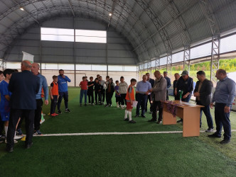 Məktəblilər arasında mini-futbol üzrə rayon birinciliyi baş tutub