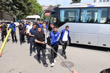 Çempion “Şahdağ Qusar” futbol komandası doğma Qusarda böyük təntənə ilə qarşılanıb