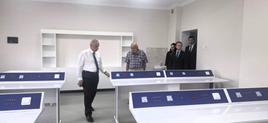 İcra başçısı rayonda yeni məktəbin tikintisi və mövcud məktəblərin təmiri ilə bağlı görülən işlərlə yerində tanış olub