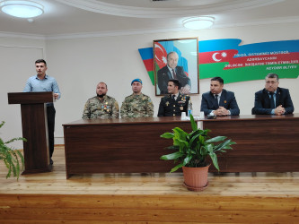 Vətən müharibəsi qəhrəmanı mayor Renat Güləmməd oğlu Şixnəbiyev ilə görüş keçirilib
