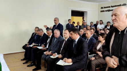 Piral kəndində vətəndaşların səyyar qəbulu keçirilib