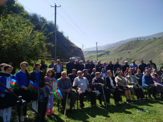 Qusar rayonunun Əvəcük kəndinin elektrik enerjisi infrastrukturu tamamilə, Yuxarı Tahircal kəndini elektrik enerjisi ilə təmin edən 10 KV-luq hava elektrik verilişi xətti yenidən qurulub