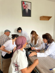 Qusar rayonunun Gican kəndində səyyar tibbi xidmət təşkil olunub