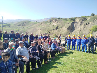 Qusar rayonunun Əvəcük kəndinin elektrik enerjisi infrastrukturu tamamilə, Yuxarı Tahircal kəndini elektrik enerjisi ilə təmin edən 10 KV-luq hava elektrik verilişi xətti yenidən qurulub