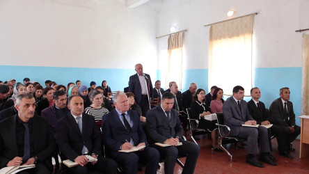Samur qəsəbəsi sakinlərinin müraciətləri dinlənilib