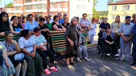 Qusar Rayon İcra Hakimiyyətinin başçısı şəhər sakinləri ilə növbəti məhəllə görüşünü keçirib