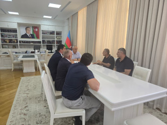 Qusar rayonunda ağır atletika üzrə fəaliyyət göstərən məşqçi-müəllimlərlə görüş keçirilib