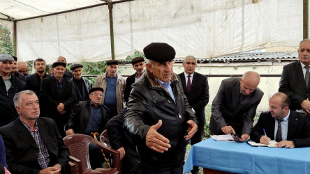 Əcəxuroba kəndində səyyar qəbul keçirilib
