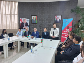 Qusarda "Heydər Əliyev siyasi məktəbini öyrənirik"dərslərinin növbəti məşğələsi keçirilib