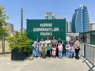 Şəhid ailələrinin övladları Hərbi Qənimətlər Parkını ziyarət etdilər