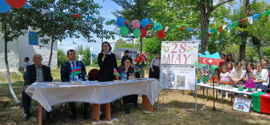 Qusarın Gədəzeyxur kəndində 28 May-Müstəqillik Günü ilə bağlı tədbir keçirilib