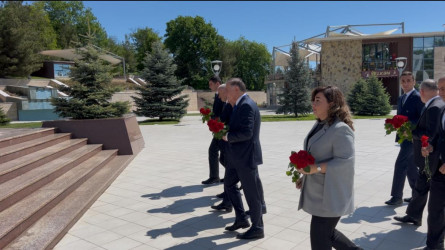 Ulu Öndərin ömür yolu Vətənə və xalqa xidmət nümunəsidir
