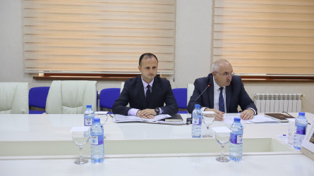 Qusar Rayon İcra Hakimiyyətində Sudan İstifadəedənlər Birliklərinin yeni seçilmiş sədrləri və icraçı direktorları ilə su təsərrüfatlarının idarə olunmasında bələdiyyələrin rolunun artırılması məqsədilə görüş keçirilib