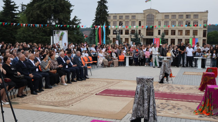 Qusar rayonunda teatr mövsümünün möhtəşəm bağlanış mərasimi keçirilib