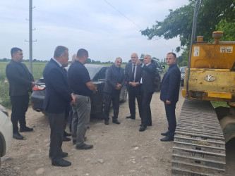 İcra başçısı yeni yol tikintisi və “Şahdağ” Fermer Təssərrüfatının fəaliyyəti ilə tanış olub