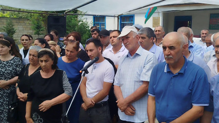 Gündüzqala kəndində vətəndaşların müraciətləri dinlənildi