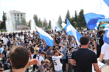Çempion “Şahdağ Qusar” futbol komandası doğma Qusarda böyük təntənə ilə qarşılanıb