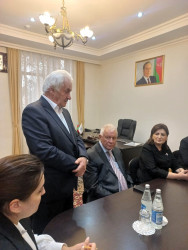 YAP Qusar Rayon Təşkilatının sədri yubileyi münasibətilə təbrik edildi