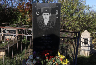 Qusar rayonunun bir sıra kəndlərində şəhidlərin məzarları ziyarət edilib