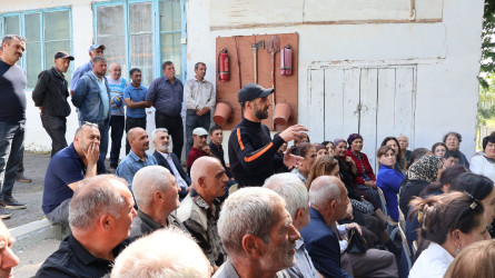 05.06.2025-ci il tarixində RİH başçısı sakinlərlə növbəti məhəllə görüşünü keçirib