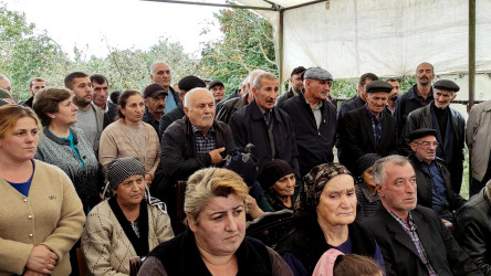 Əcəxuroba kəndində səyyar qəbul keçirilib