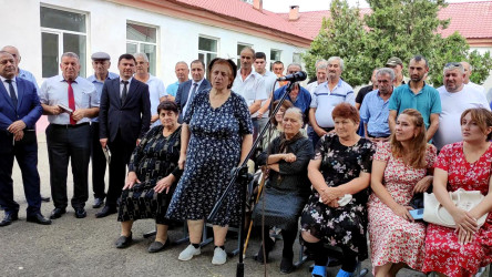RİH başçısının Köhnə Xudat kəndində vətəndaşların səyyar qəbulu keçirilib