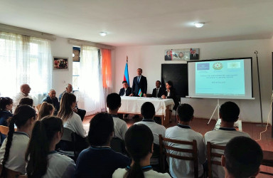 Qusarda “Möhkəm ailə münasibətlərinin əsası: gender bərabərliyi və qarşılıqlı hörmət” mövzusunda maarifləndirmə tədbiri keçirilib