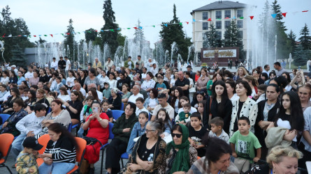 Qusar rayonunda teatr mövsümünün möhtəşəm bağlanış mərasimi keçirilib