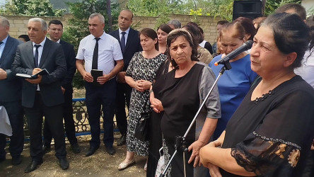 Gündüzqala kəndində vətəndaşların müraciətləri dinlənildi