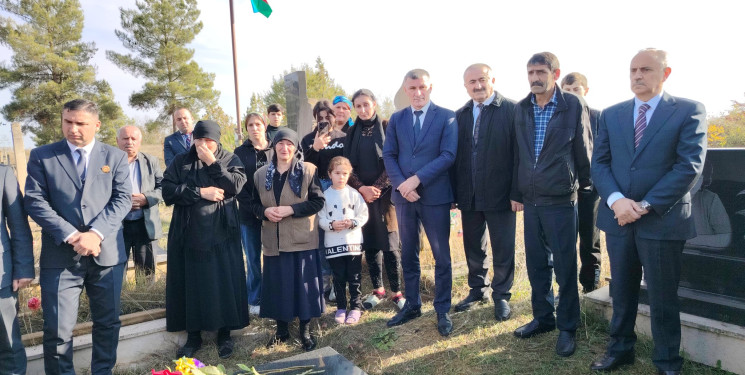 Vətən uğrunda ölənlər ölümündən doğular!