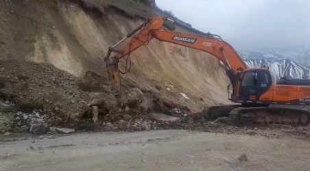 Güclü yağış və qarın fəsadlarının aradan qaldırılması istiqamətində işlər davam etdirilir
