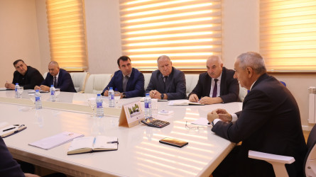 Qusar rayonunda həyata keçirilən abadlıq-quruculuq işlərinin icrası üzrə müzakirələr aparılıb