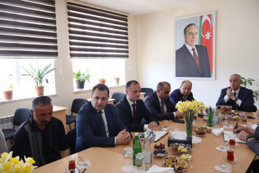 Hil kəndində sakinlərlə növbəti səyyar qəbul keçirilib