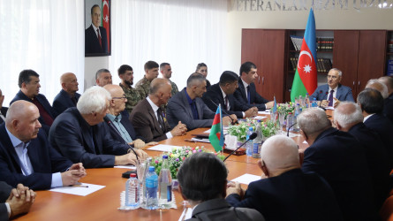 Qusarda rayon veteranları və ağsaqqalları ilə görüş baş tutub