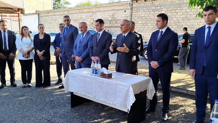 Qusar Rayon İcra Hakimiyyətinin başçısı şəhər sakinləri ilə növbəti məhəllə görüşünü keçirib