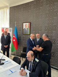 Ümummilli lider Heydər Əliyevin anadan olmasının 102-ci ildönümünə həsr olunmuş dəyirmi masa keçirilib