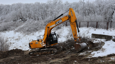 “Bənövşə” gölü su anbarında bərpa və yenidənqurma işlərinə start verilib